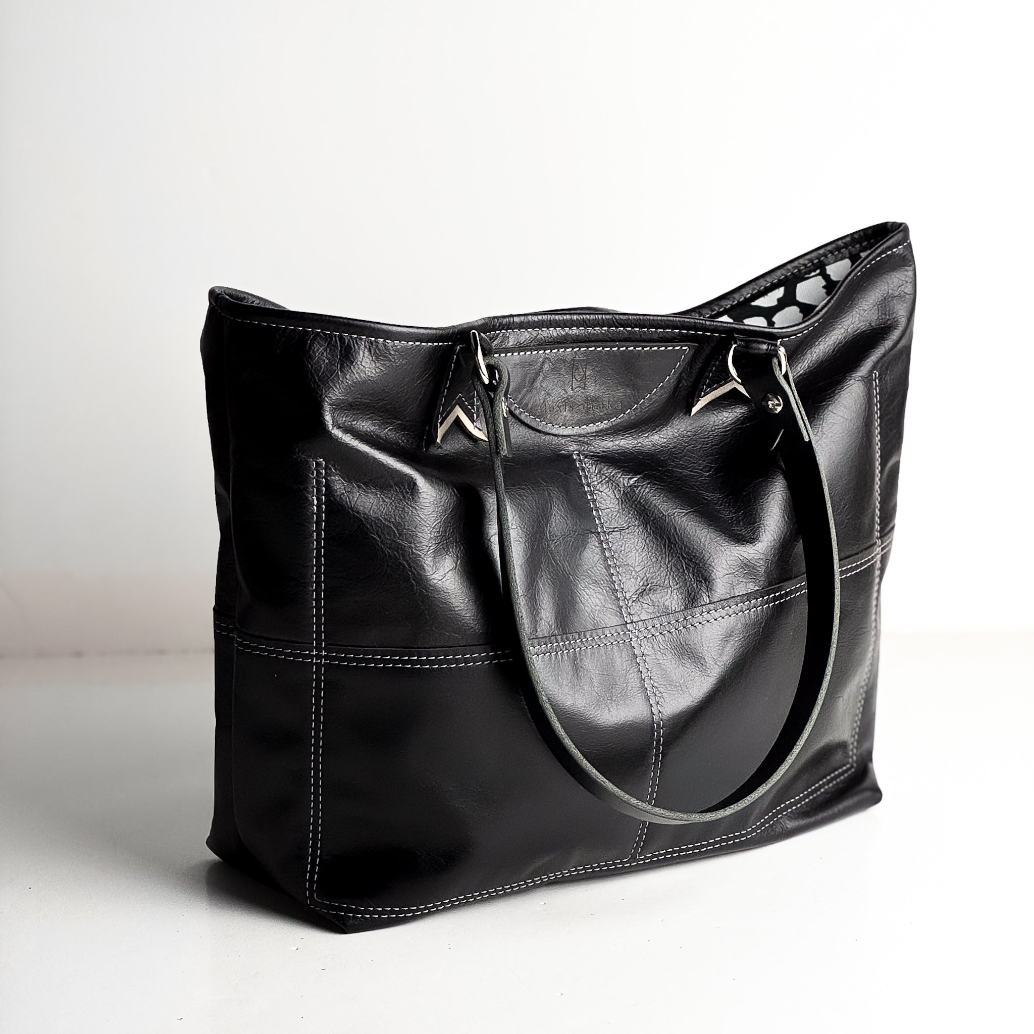 Everyday Collection | 9 to 5 Shoulder Tote | Black