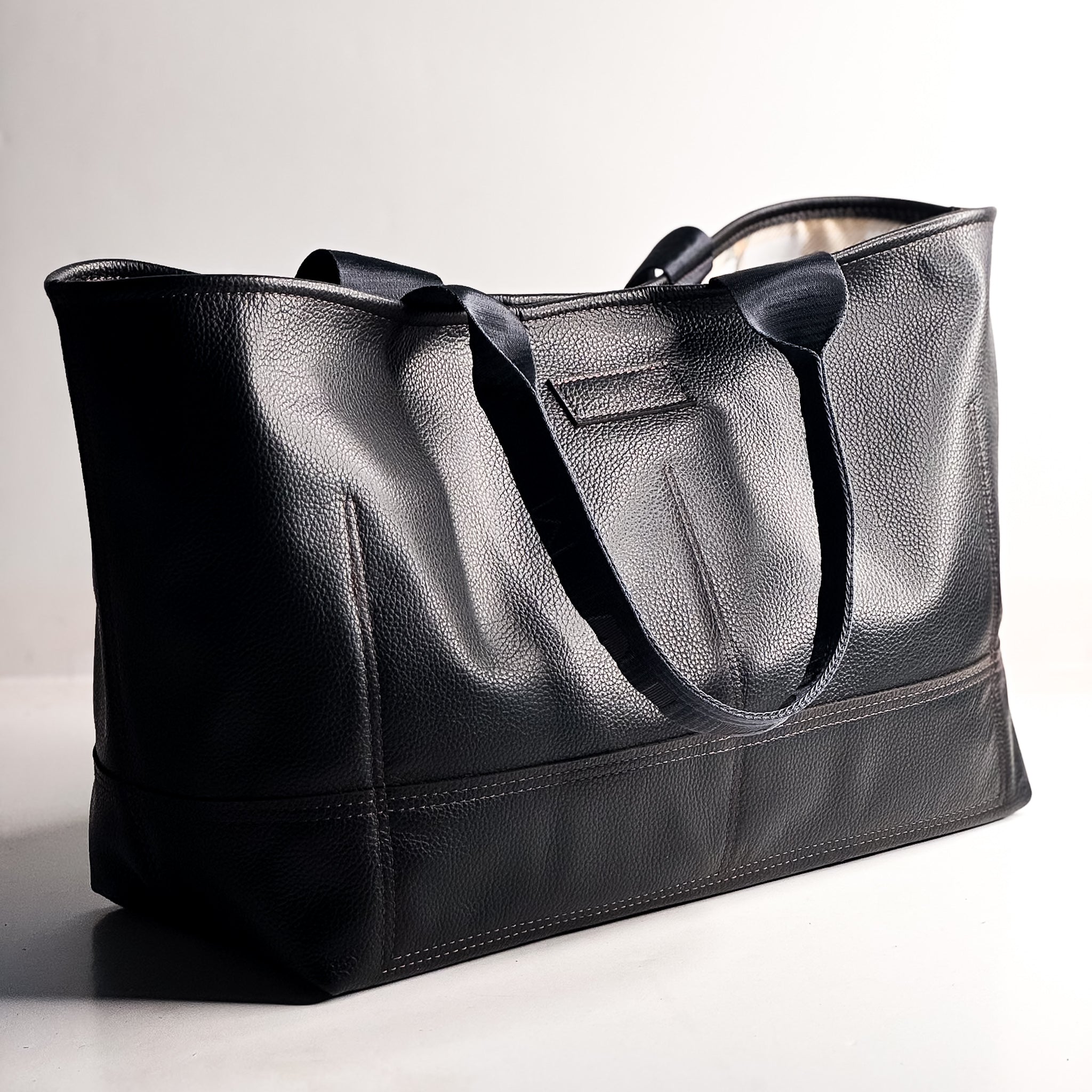 Blank Canvas Collection | Getaway Tote | Pebble Ink