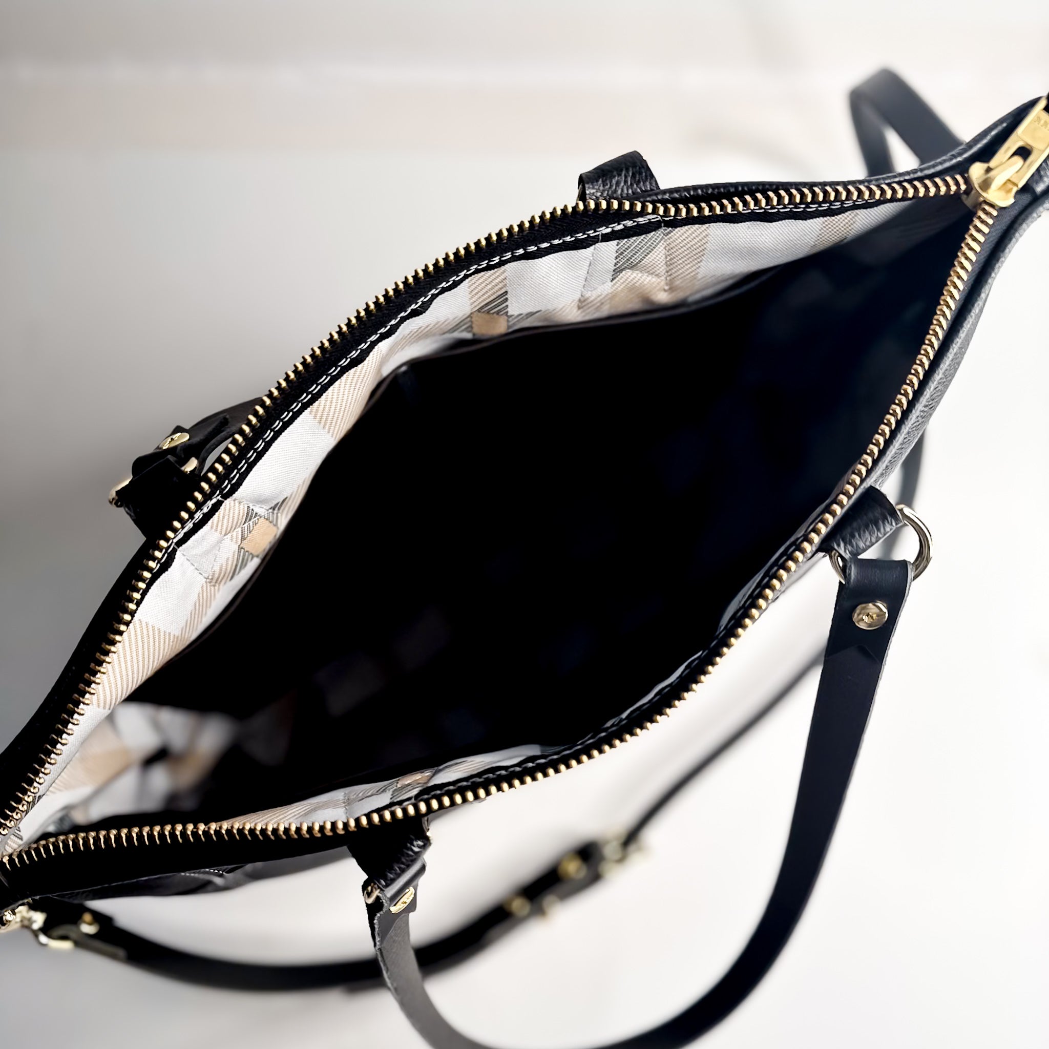 Blank Canvas Collection | Lexie Brief Shoulder Tote + Crossbody | Pebble Ink