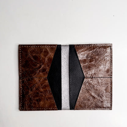 Blank Canvas Collection | Passport Capsule Wallet | Gallery White