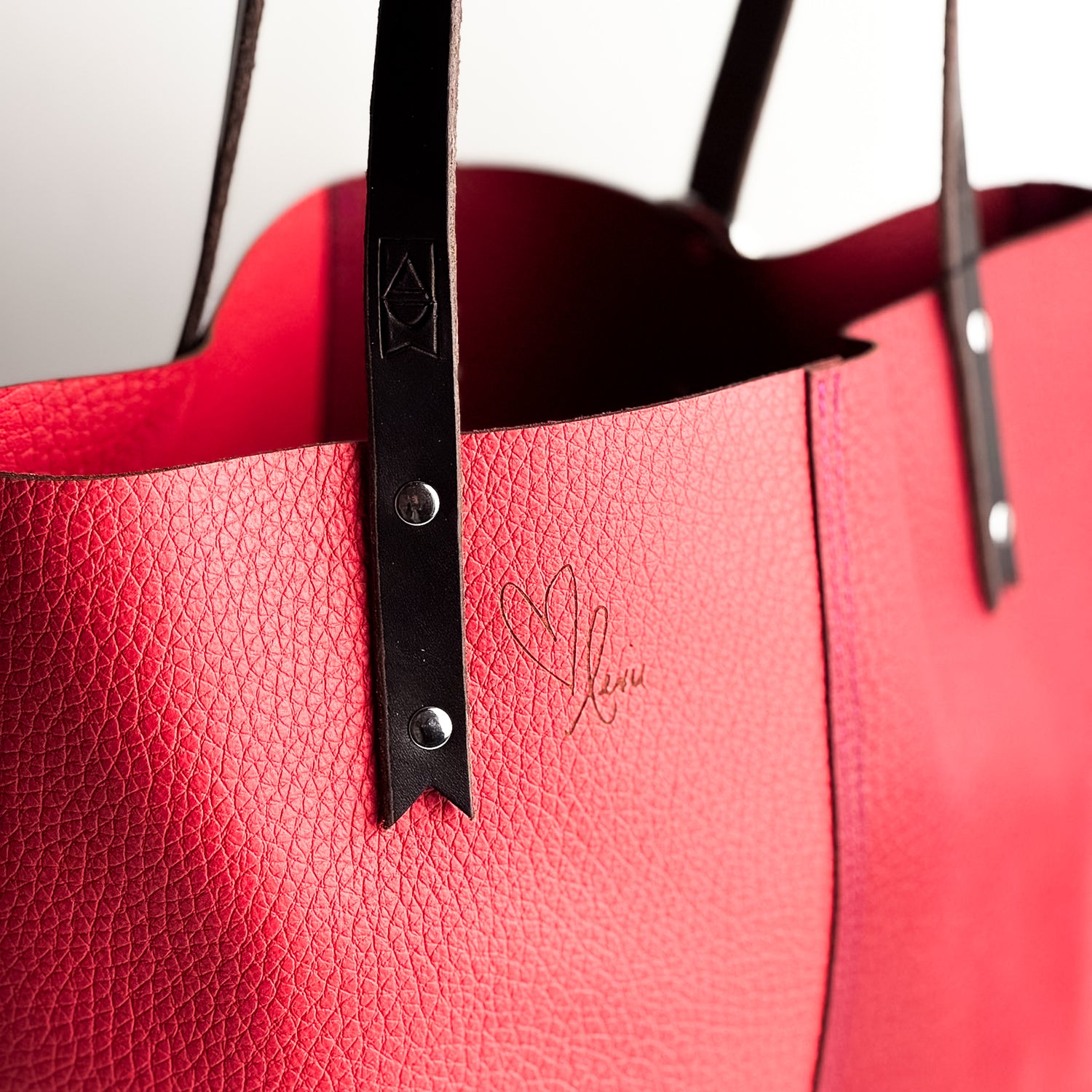 Love Collection | Market Tote | Cabernet + Coral