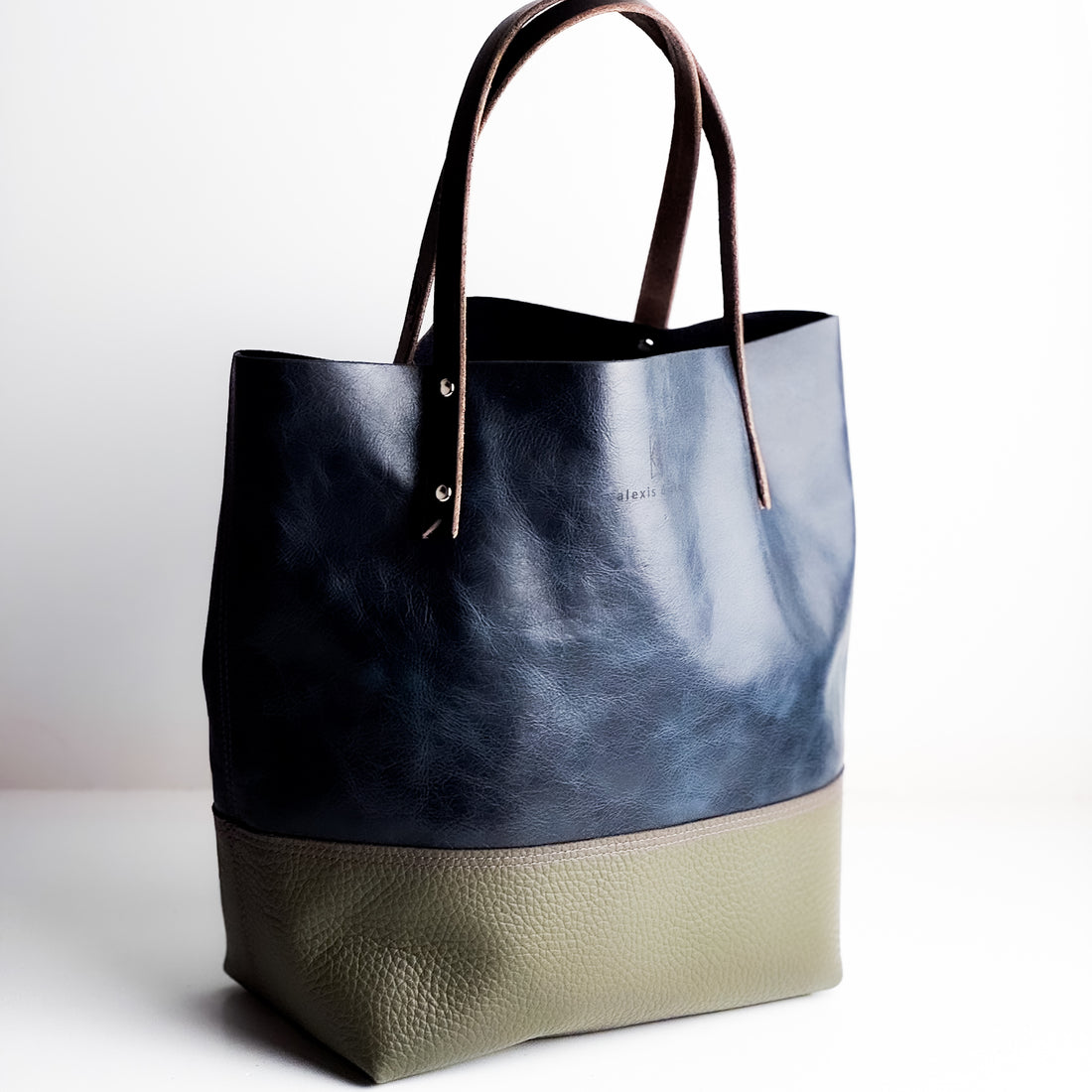 Love Tote Collection | Market Tote | Navy + Pine