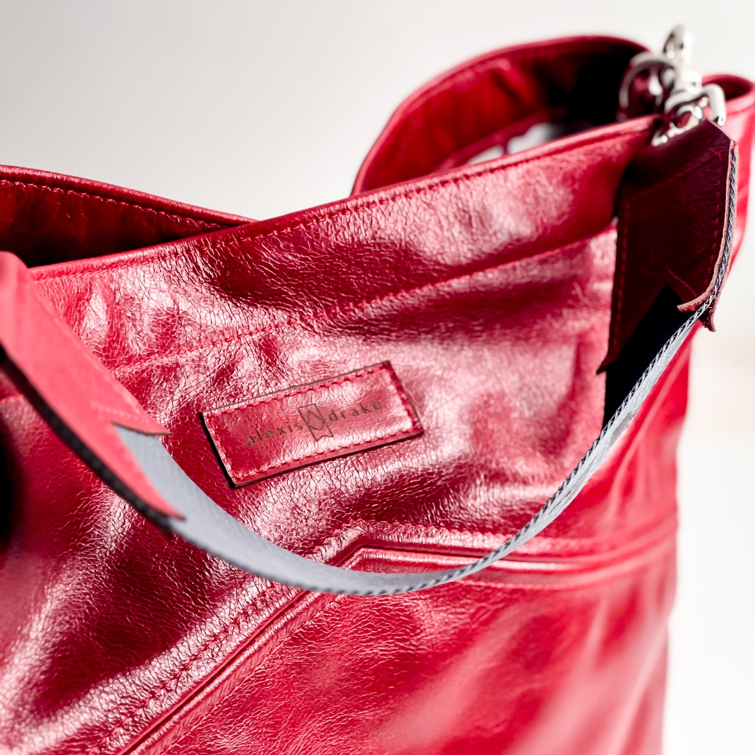 Heart + Hide Collection | Eleanor Shoulder Tote | Garnet