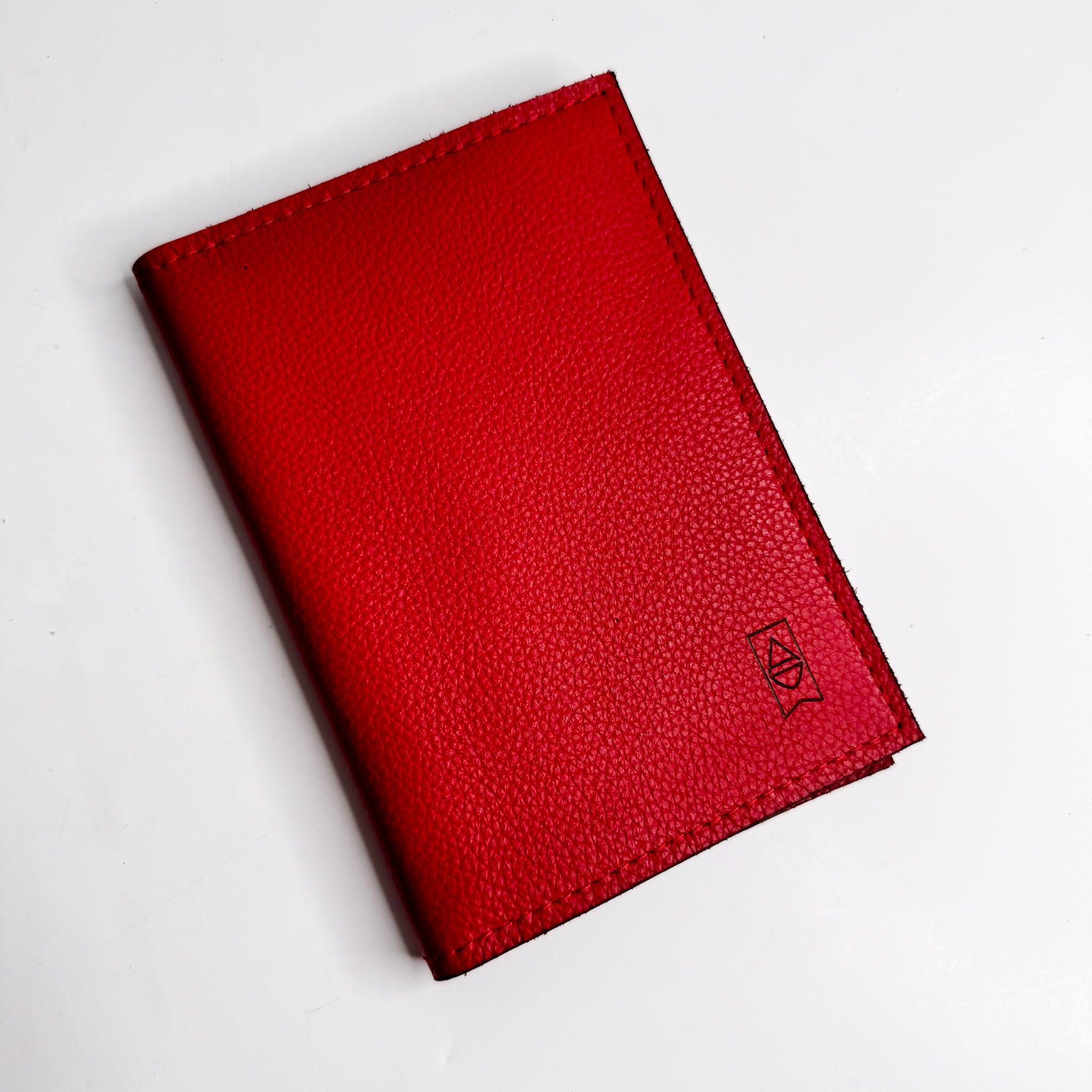 Heart + Hide Collection | Passport Capsule Wallet | Crimson