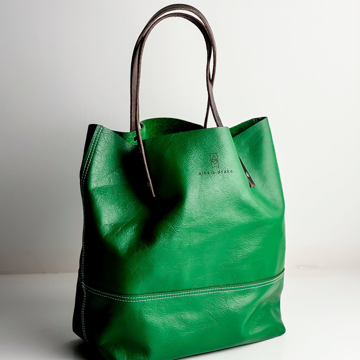 Polished Prep Collection | Market Tote | Boxwood Green