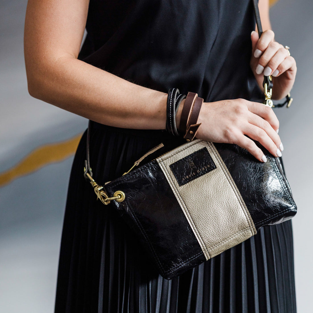 Holiday Collection | Tourist Crossbody | Obsidian + Platinum