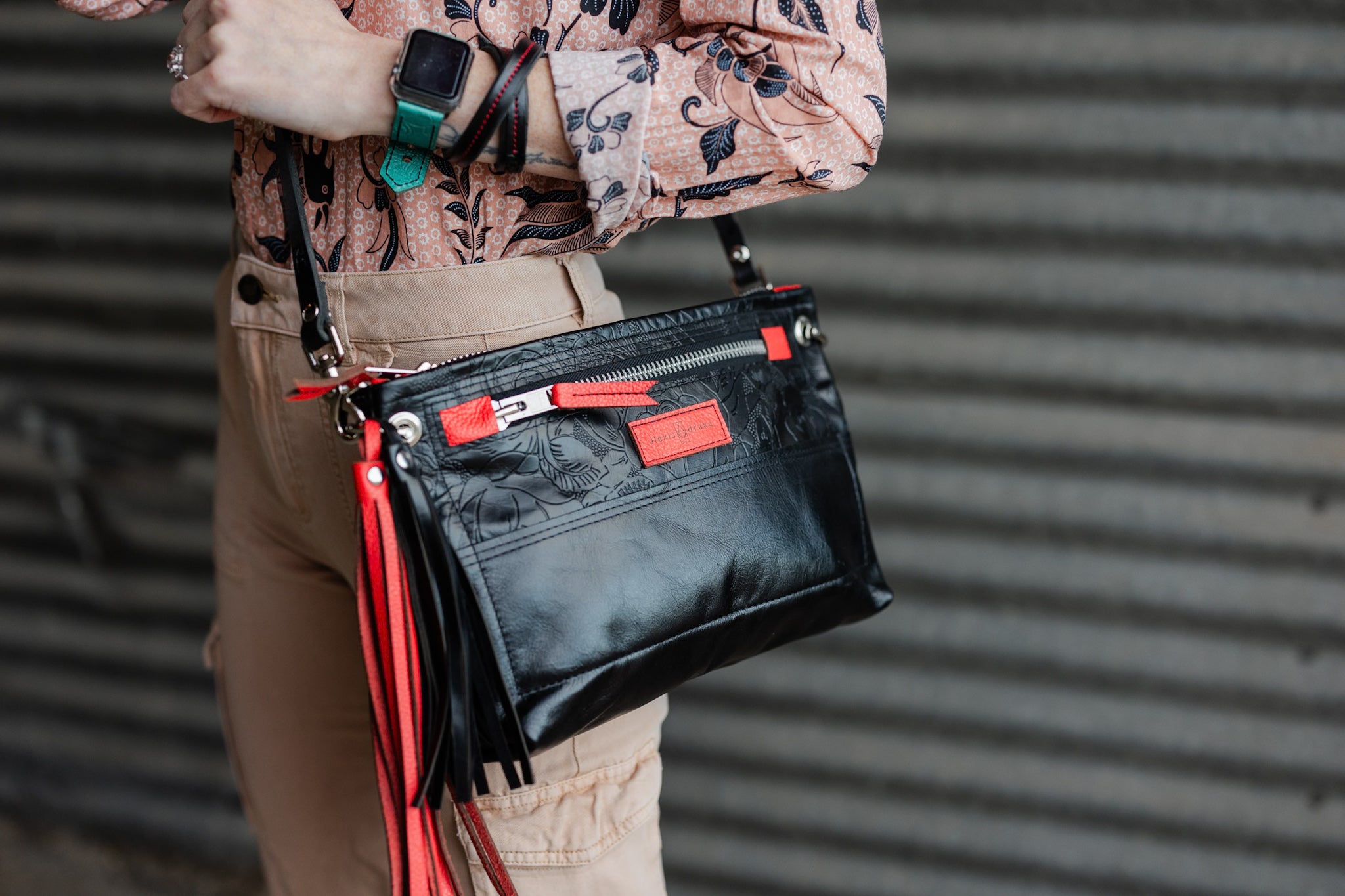 Rodeo Collection | Sophie Crossbody | Black Rose