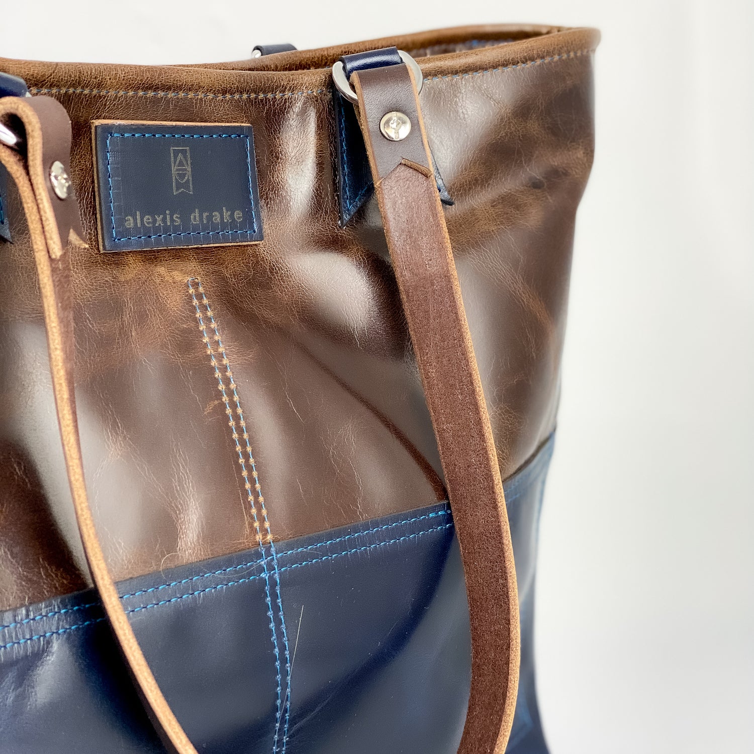 Everyday Collection | 9 to 5 Shoulder Tote | Navy + Rocky